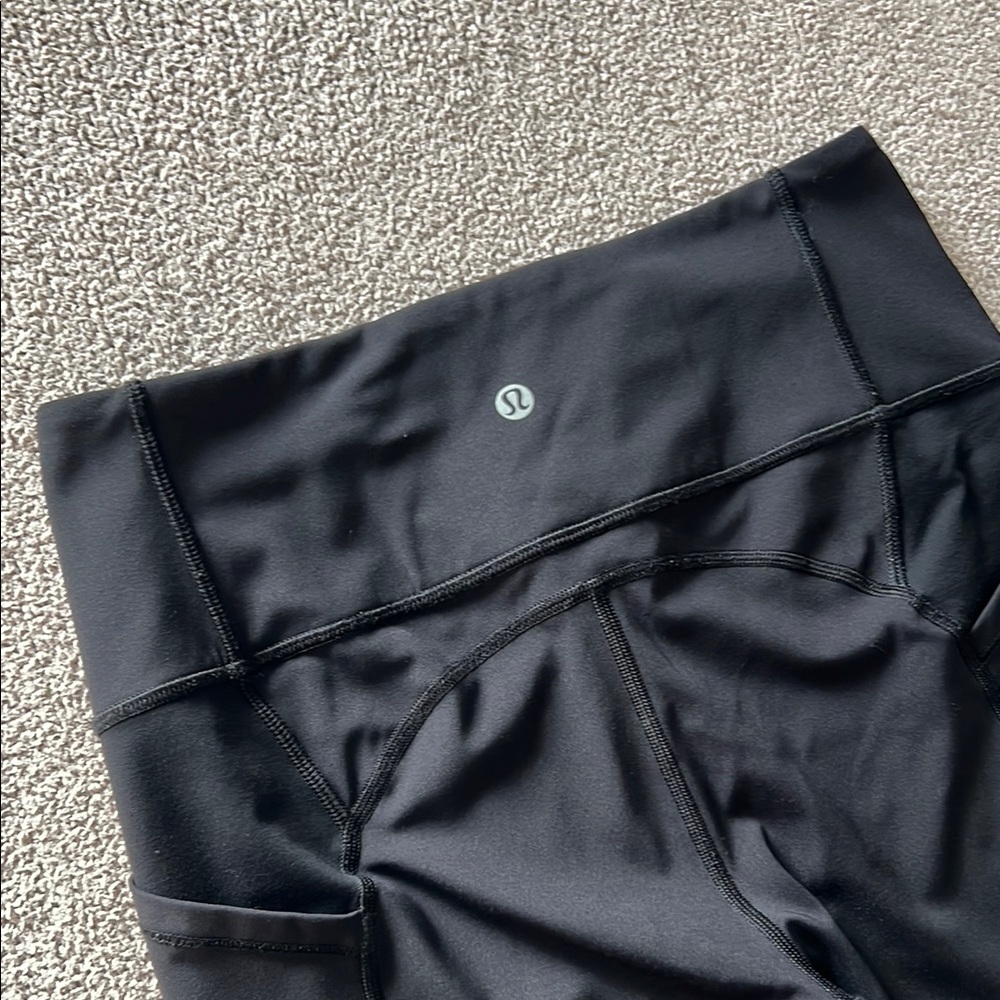 Lululemon Black High-Waisted Leggings - Size 8